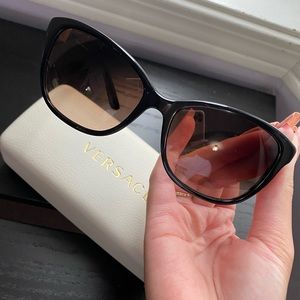 Versace VE 4293B Sunglasses | Black